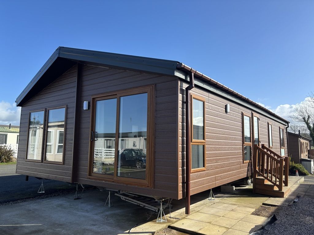Property photo 1 of 10 Willerby Boston Exterior At Smithy Leisure Park