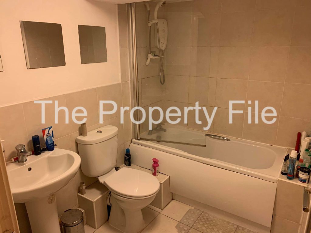 Property photo 3 of 8