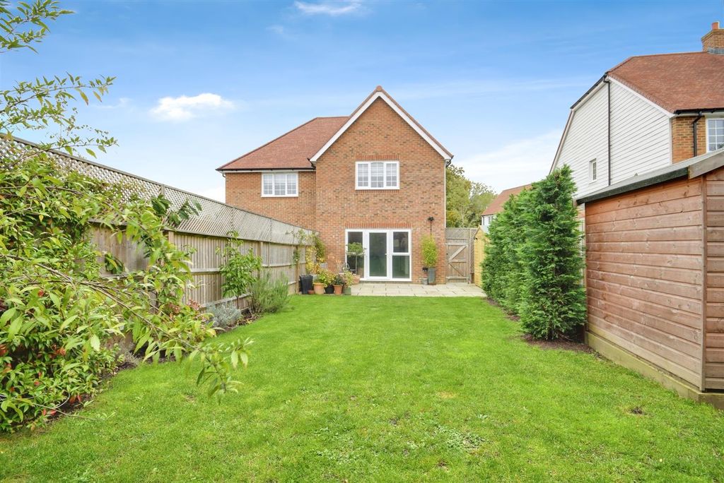 Property photo 3 of 25