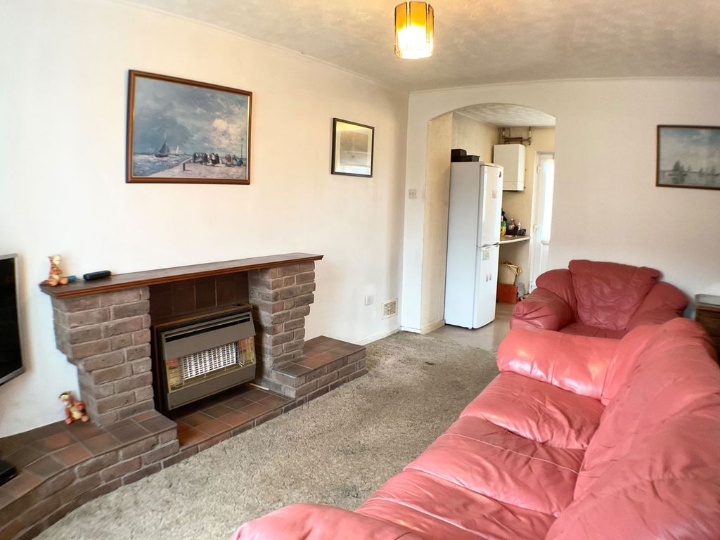 Property photo 3 of 14
