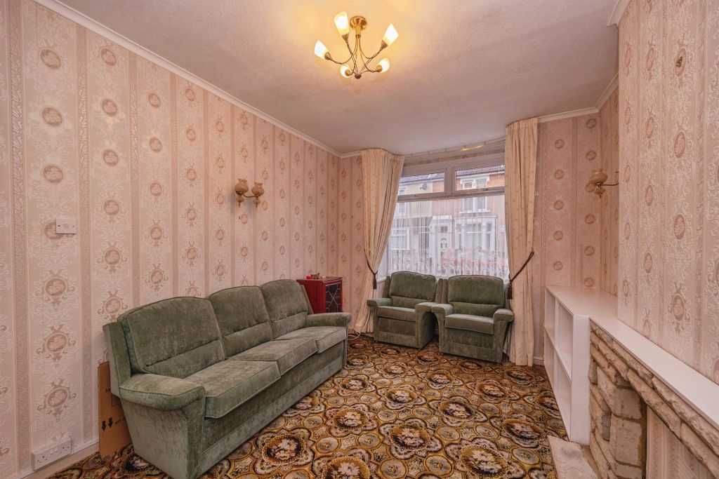 Property photo 3 of 20