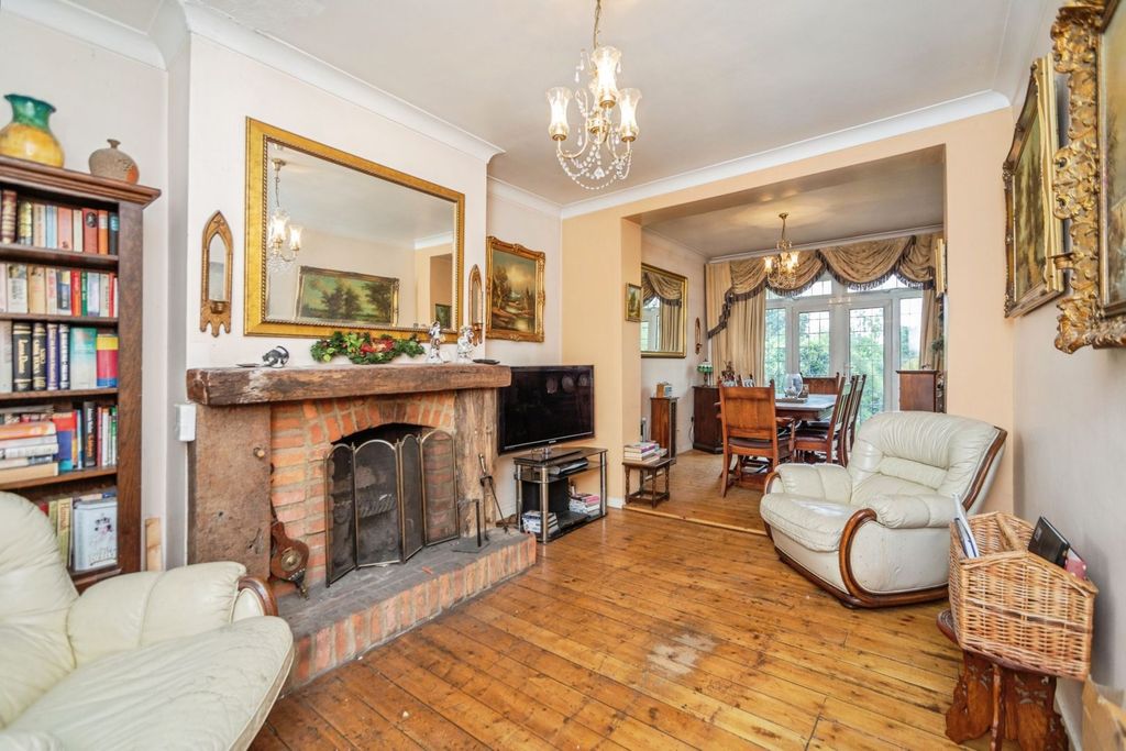Property photo 1 of 15