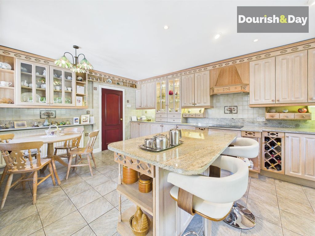 Property photo 3 of 35 Kitchen Diner
