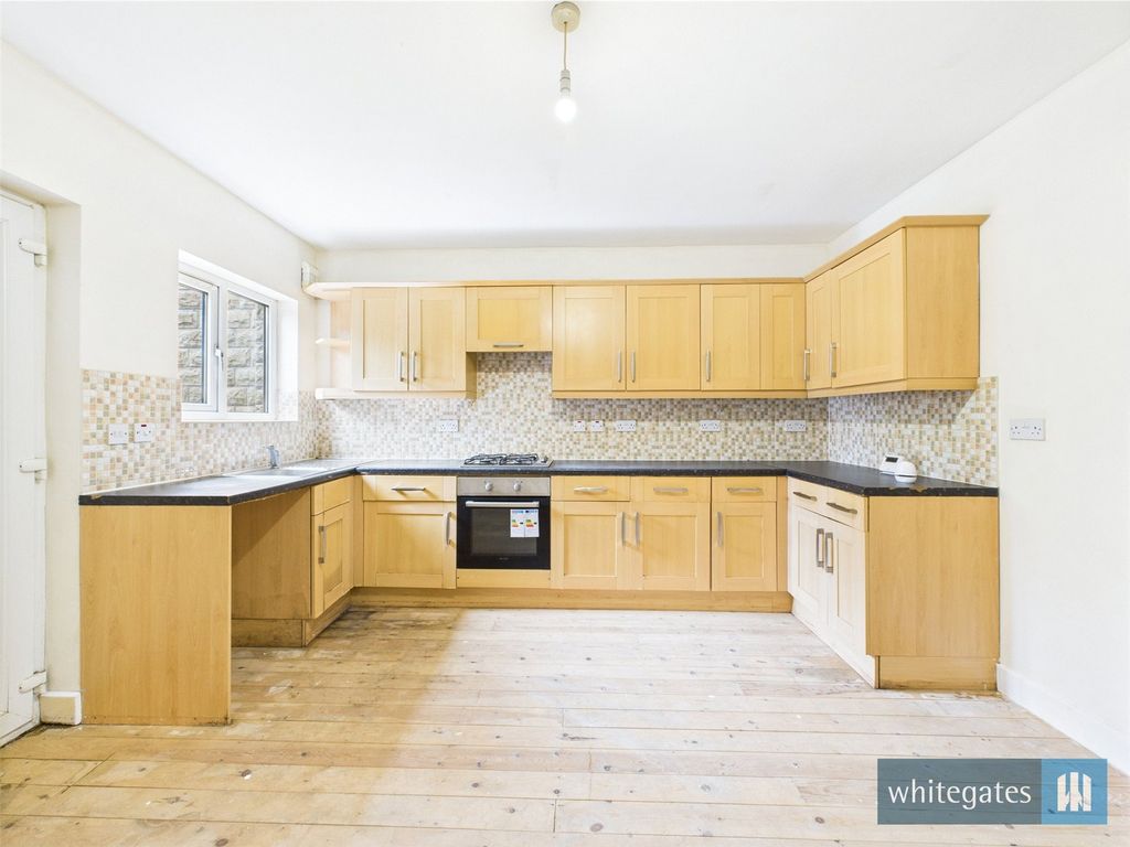 Property photo 3 of 14 Picture No. 06