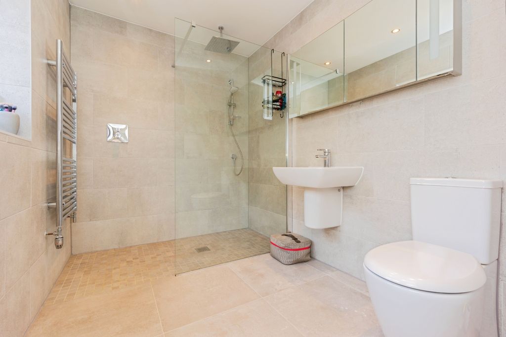 Additional image 9 of 4 bed detached house for saleSpringwood Way, Macclesfield SK10