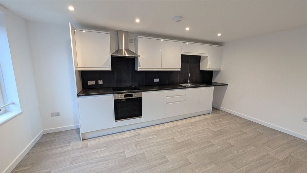 Property photo 2 of 6 Picture No. 02