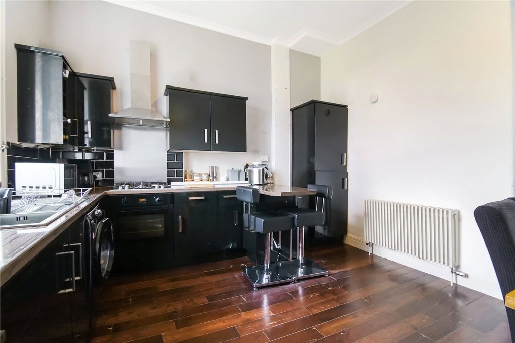 Additional image 6 of 2 bed flat for saleStation Road, Dumbarton, West Dunbartonshire G82