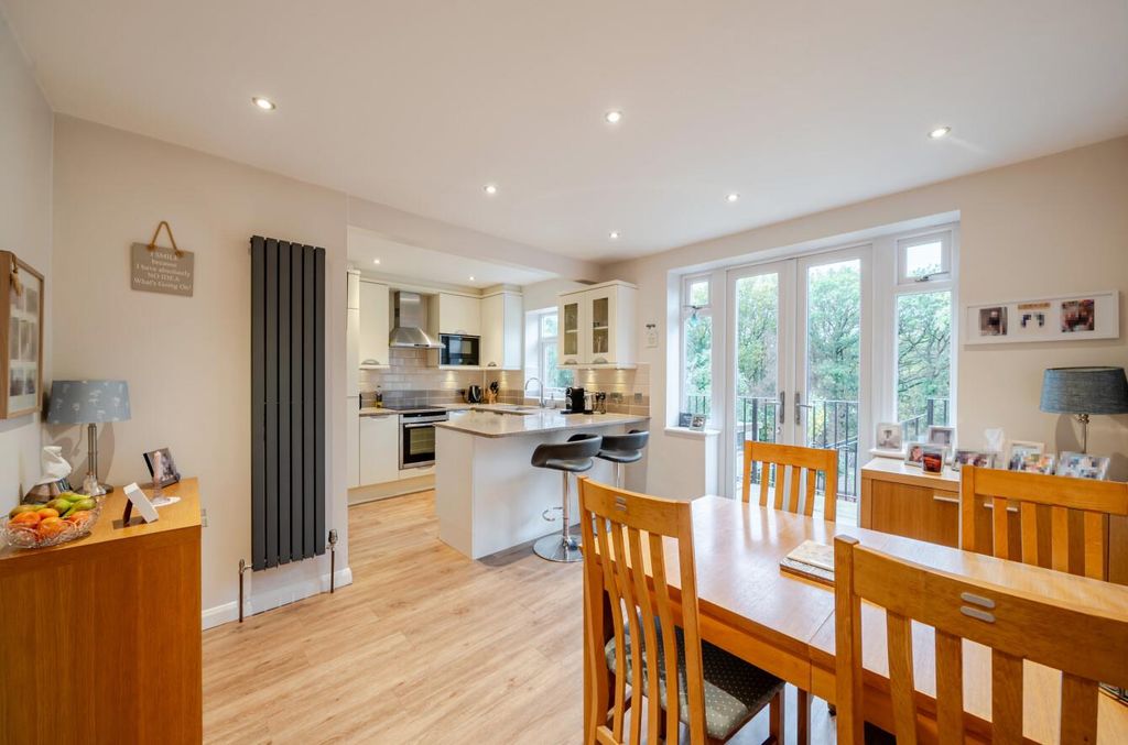 Property photo 2 of 20 1374151-5-6904Bb6914E91.Jpg