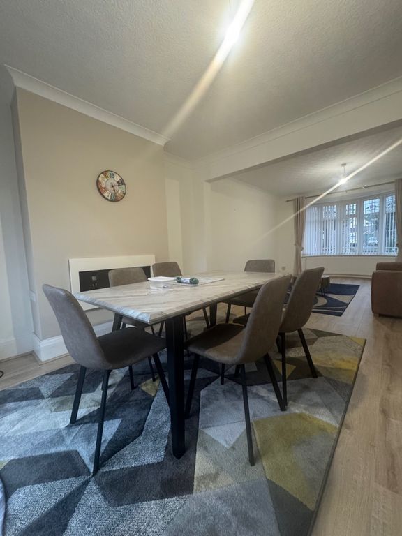 Property photo 3 of 12 Image