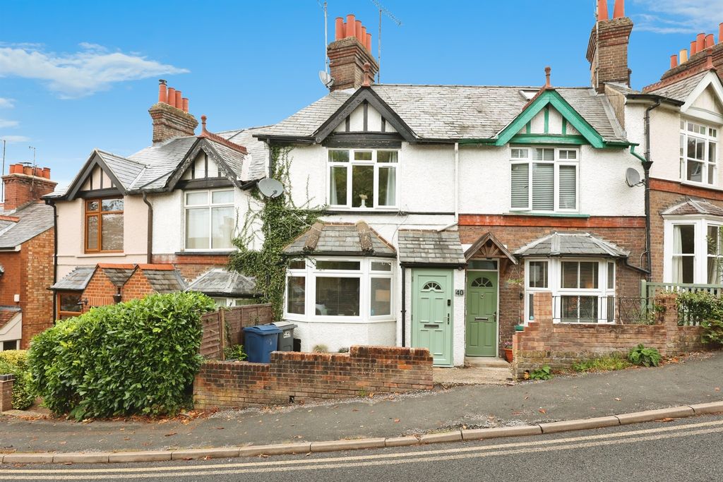 Property photo 1 of 17