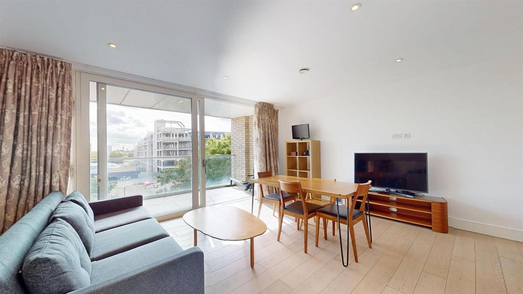 Property photo 1 of 21 Maple Quays 001 (12).Jpg