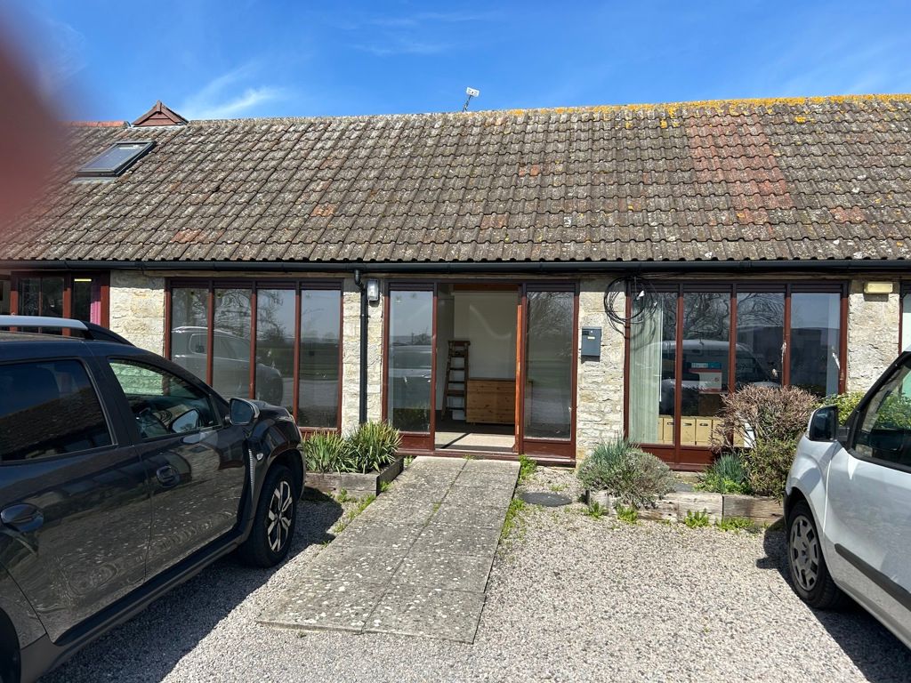 Property photo 1 of 2 Photo 4