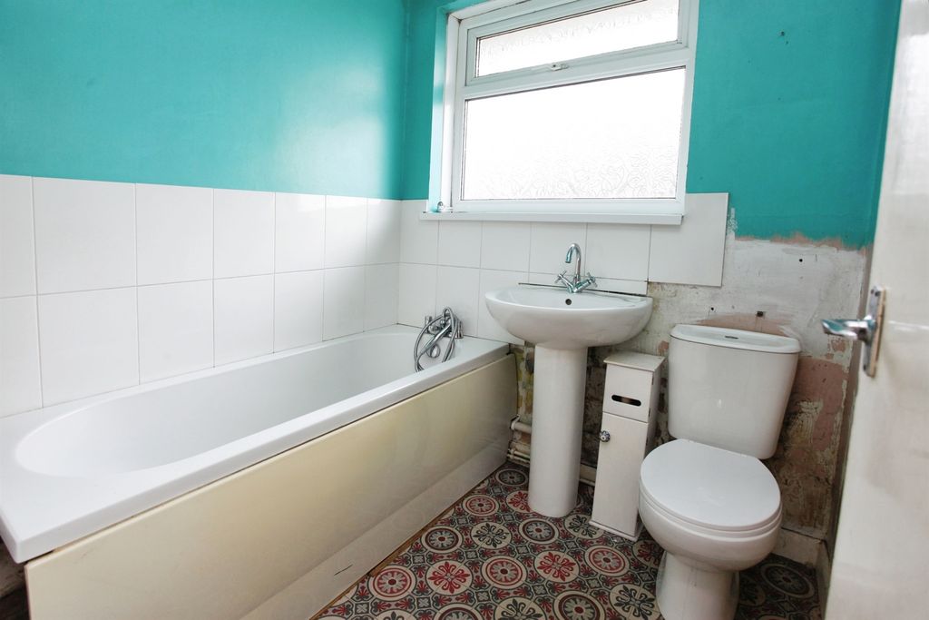 Additional image 12 of 3 bed semi-detached house for saleMeadow Close, Pengam, Blackwood NP12