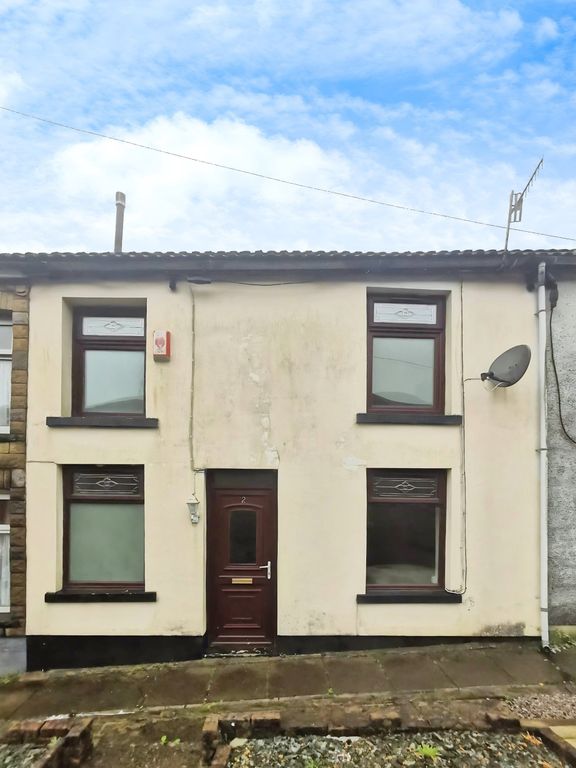 Property photo 1 of 12 Front