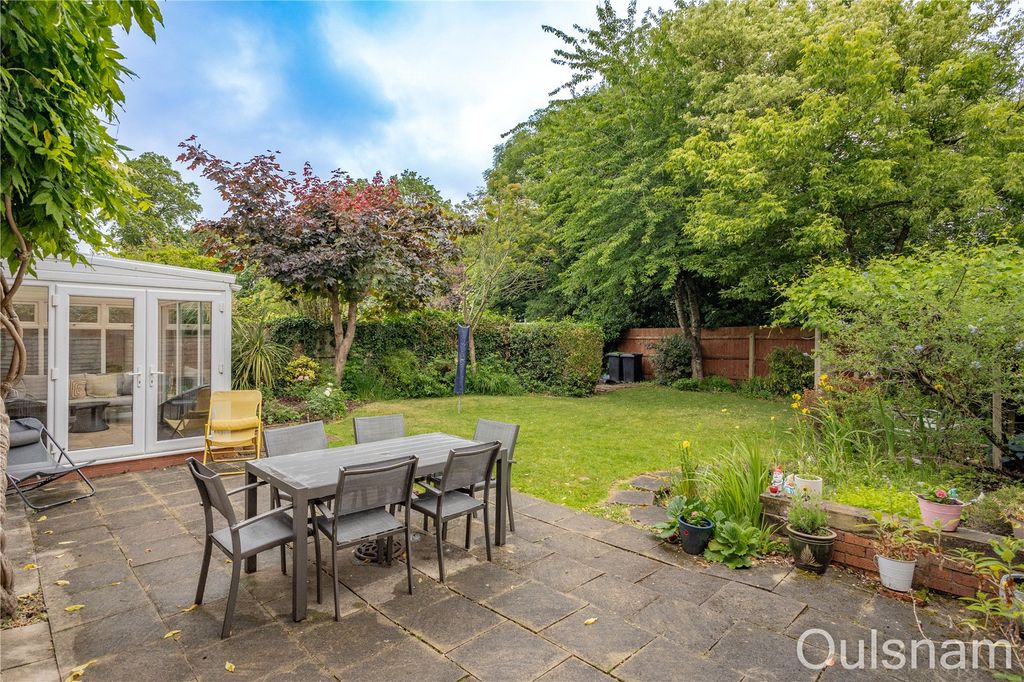 Property photo 2 of 29 Picture No. 04