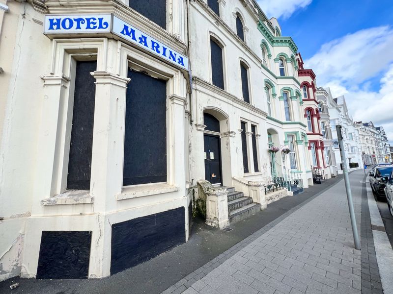 Property photo 2 of 15 Marina Hotel, Loch Promenade, Douglas