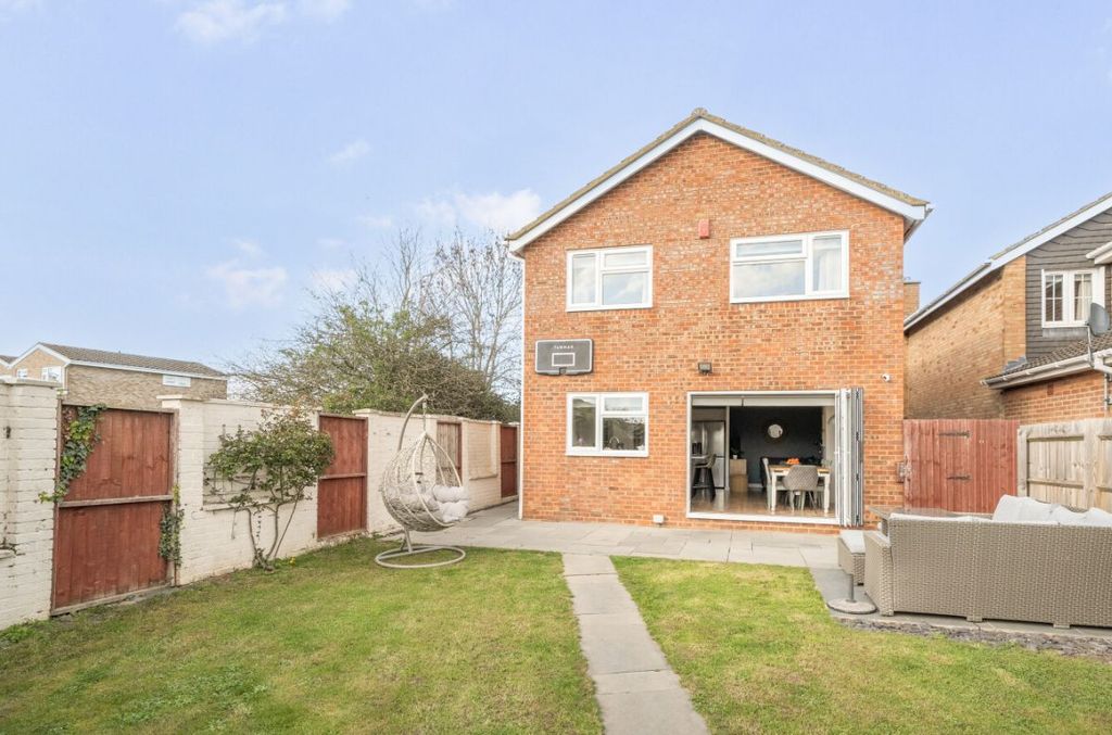 Property photo 3 of 22