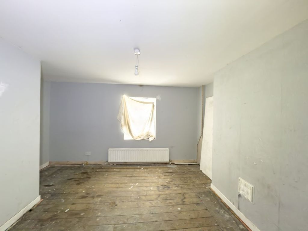 Property photo 3 of 10 Image 3