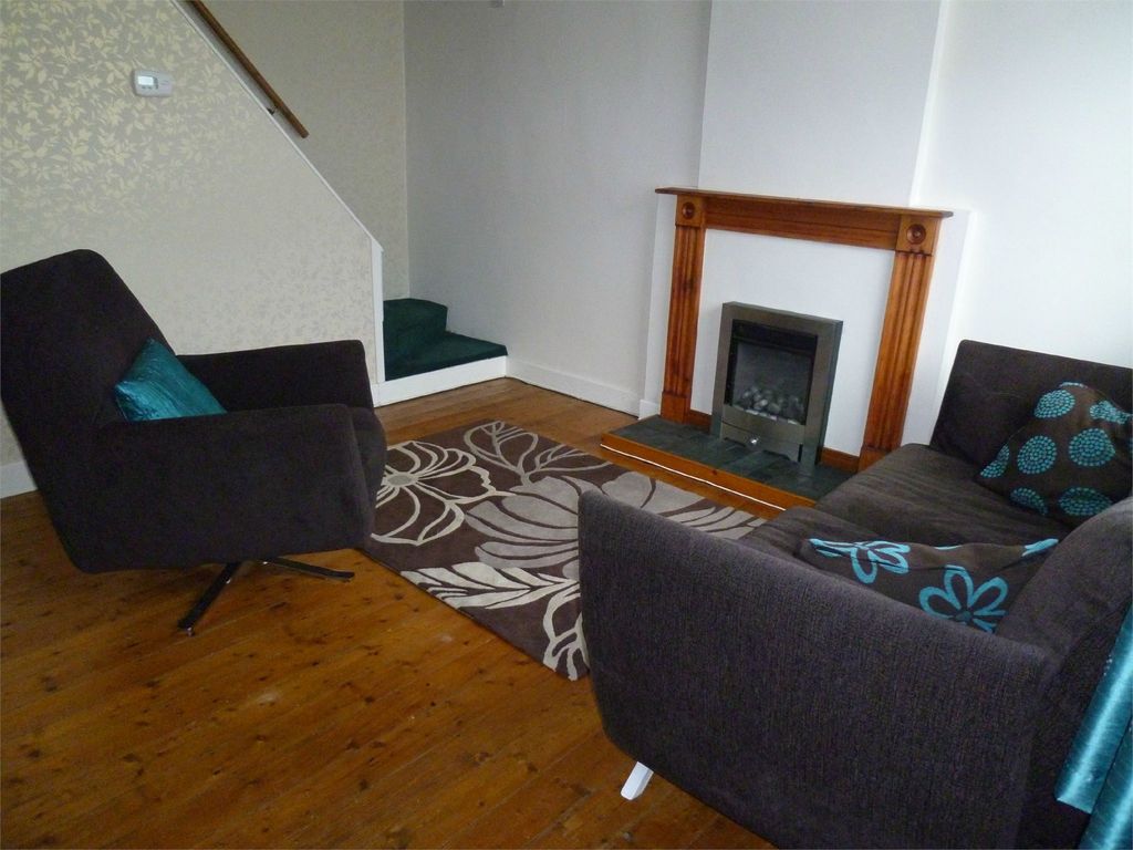 Property photo 3 of 10 Photograph 3