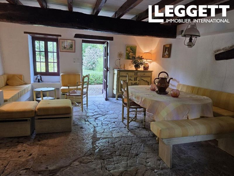 Property photo 3 of 10