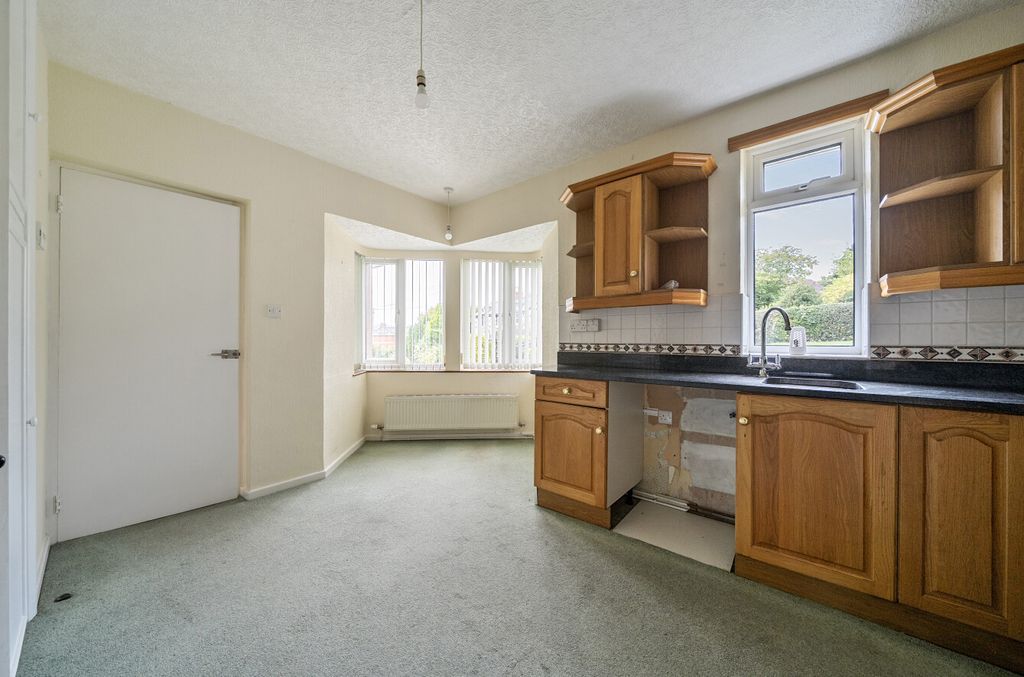 Additional image 6 of 3 bed bungalow for saleLlanfair Road, Newtown, Powys SY16