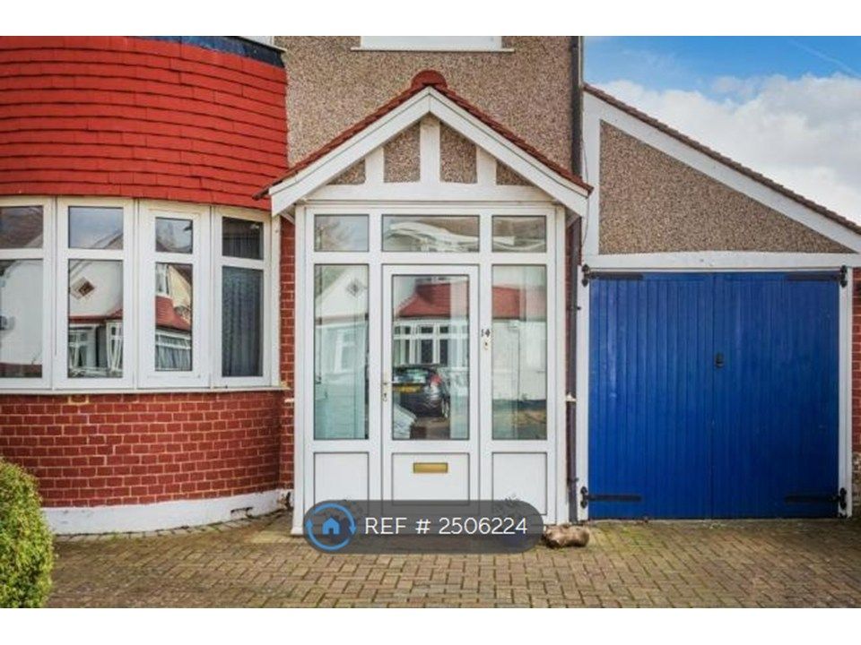 Property photo 2 of 22