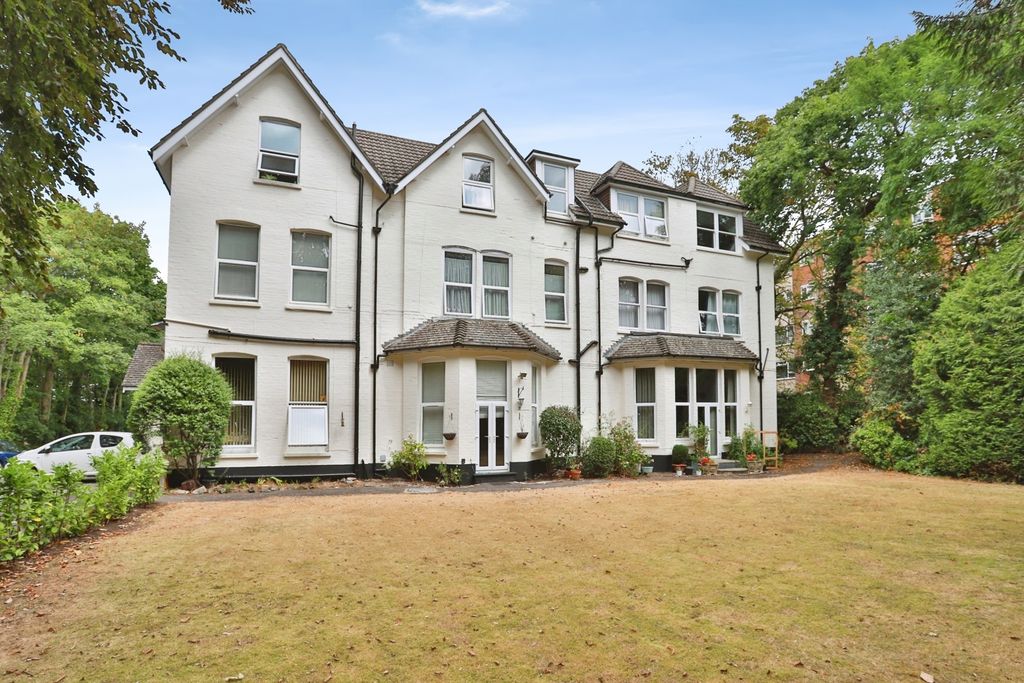Property photo 1 of 17 Pbox-Img.Jpg