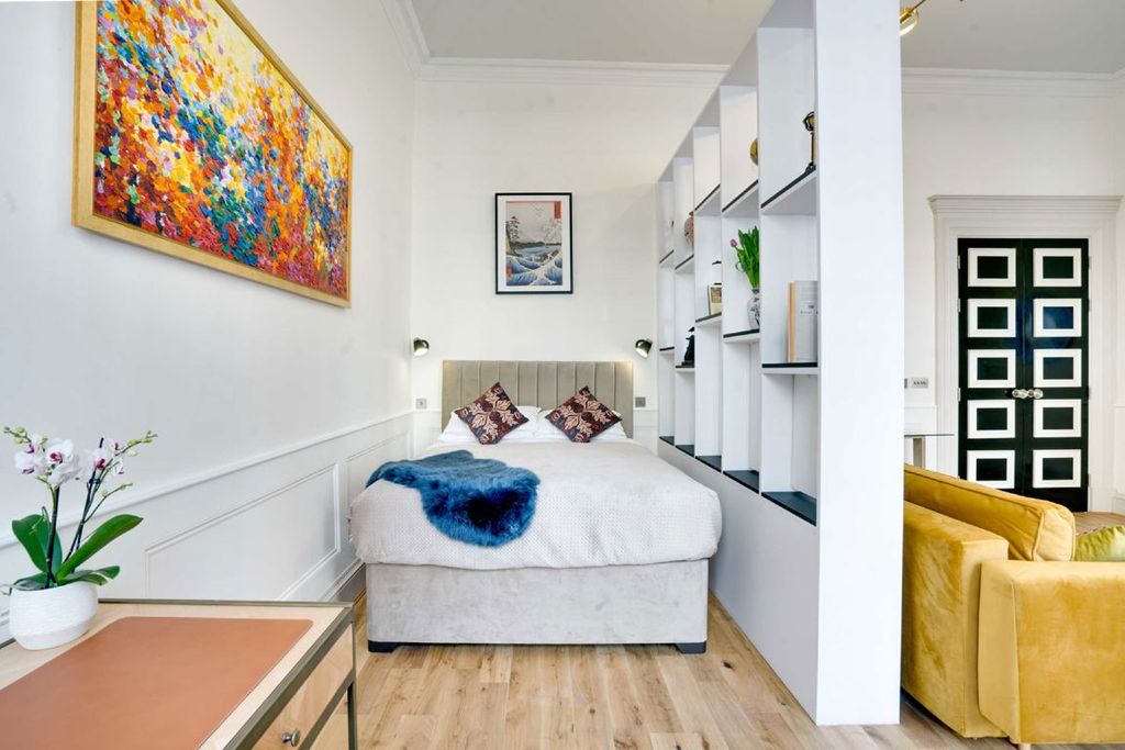 Property photo 3 of 5