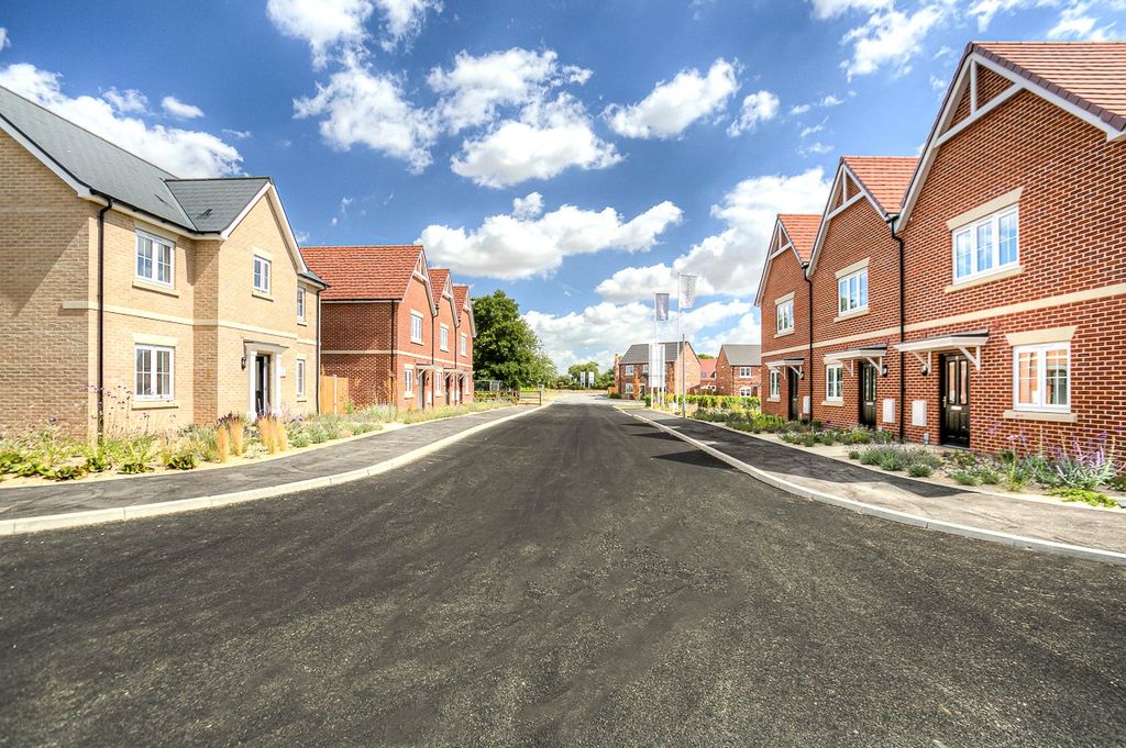 Property photo 3 of 6 Picture No. 09