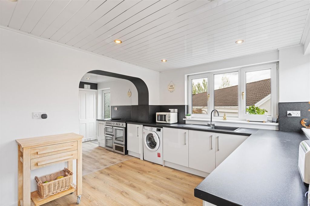 Property photo 3 of 44 14.Jpg