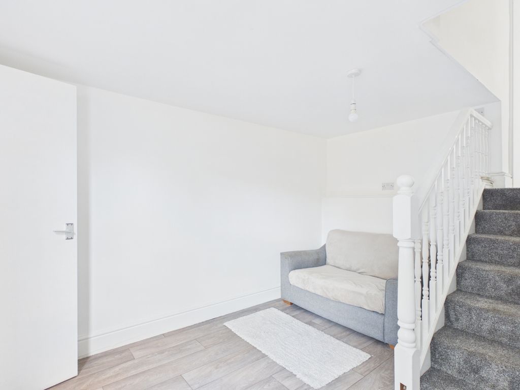 Property photo 1 of 5 Cam03062G0-Pr0241-Still004