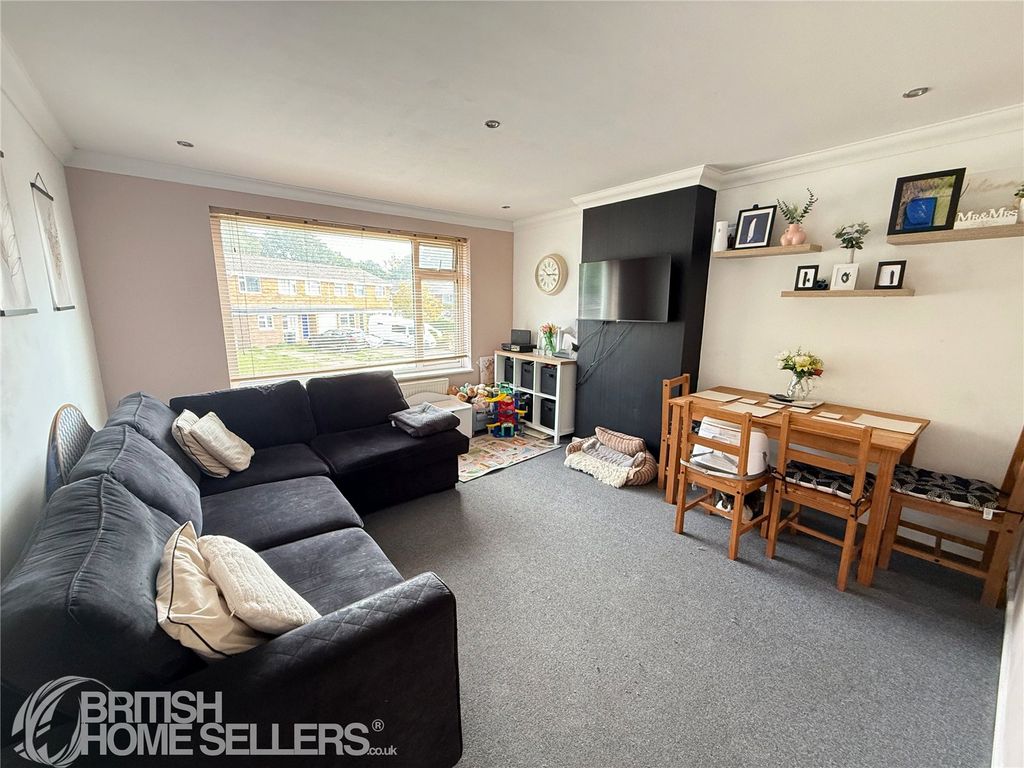 Property photo 2 of 10 Picture No. 04