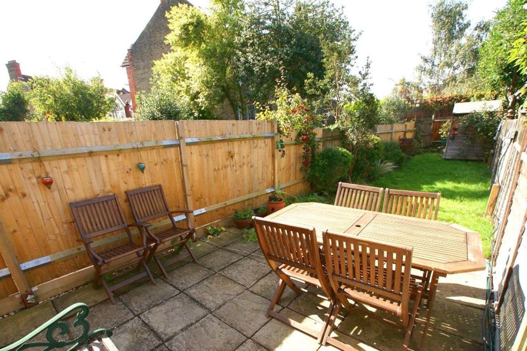 Property photo 3 of 7 Picture 3