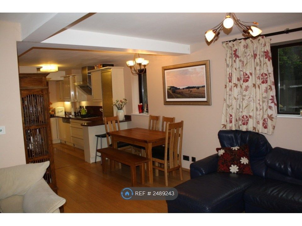 Property photo 2 of 5 Open Plan Dining