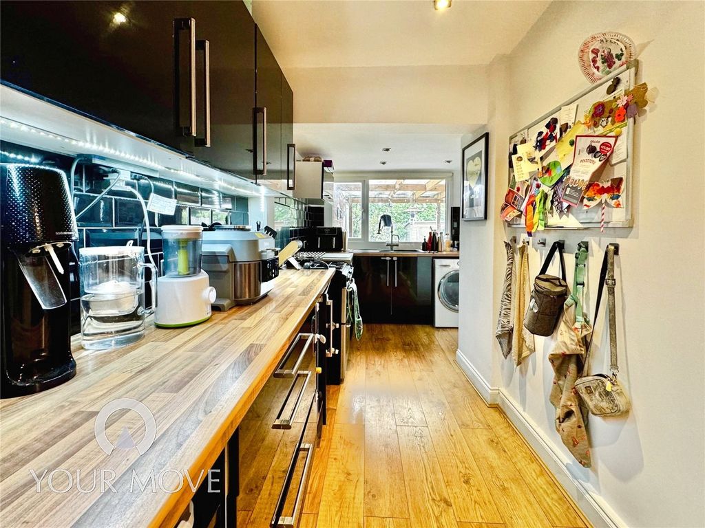Property photo 3 of 20 #Yourmovedartford