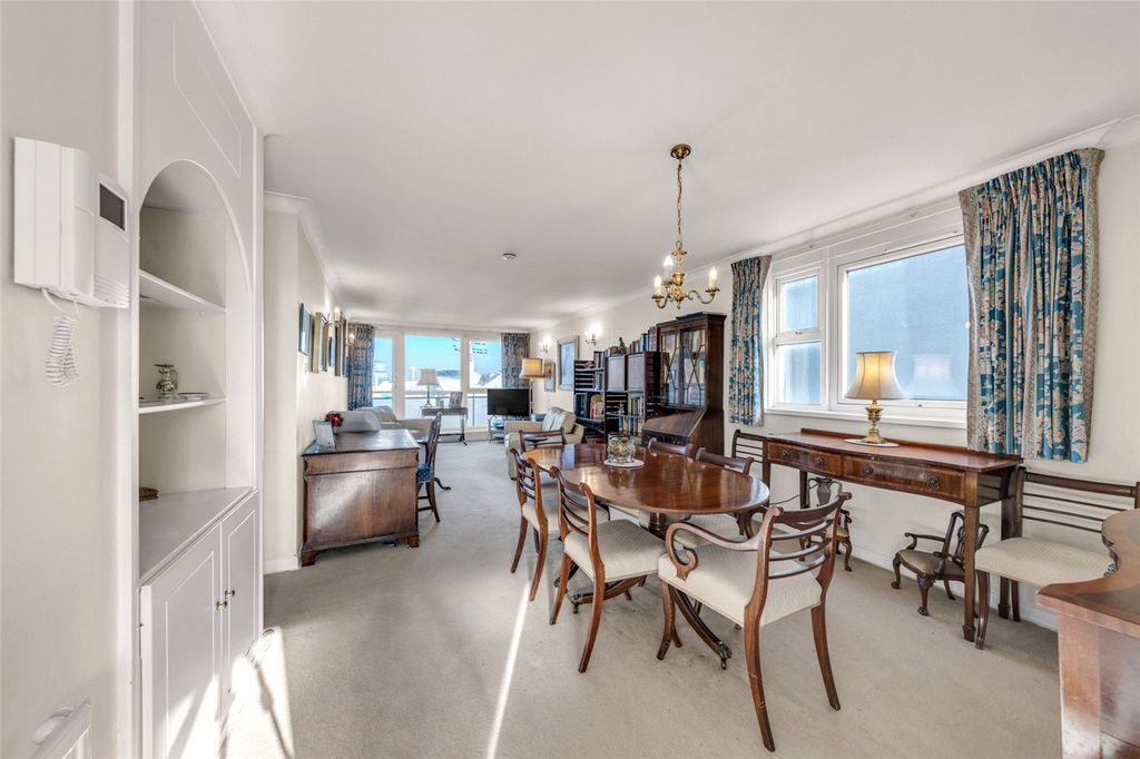 Property photo 3 of 19 Picture No. 15