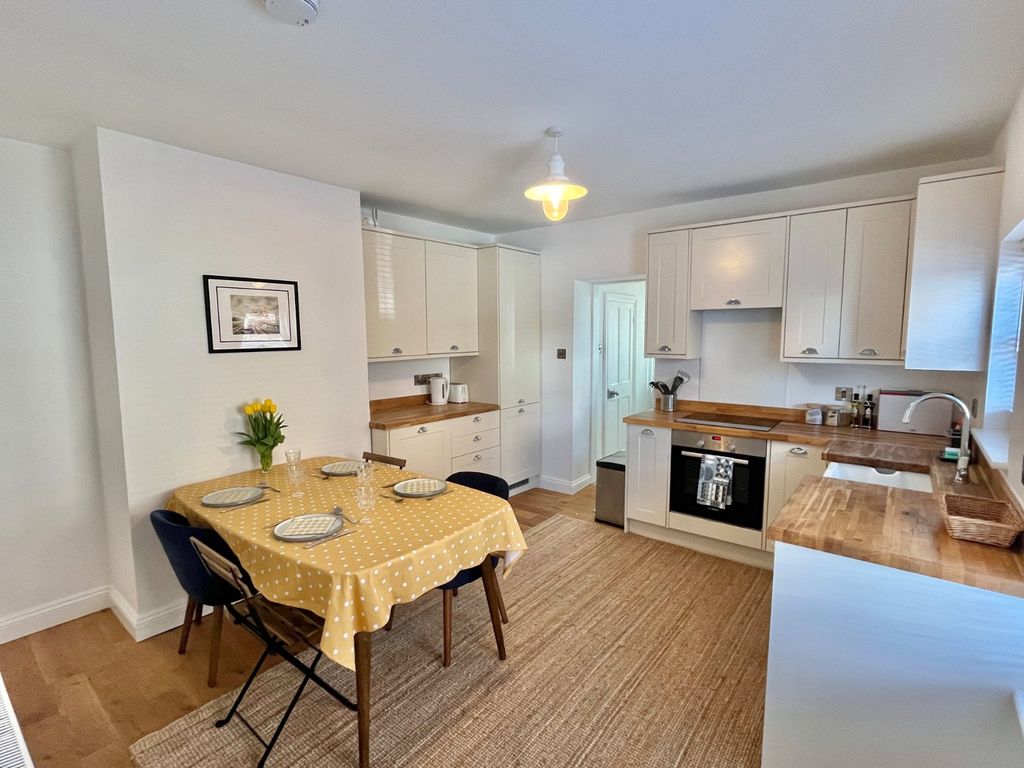 Property photo 3 of 20 Kitchen/Diner