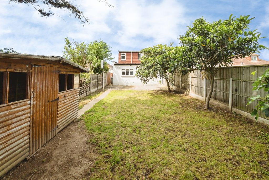 Property photo 3 of 26 Pbox-Img.Jpg