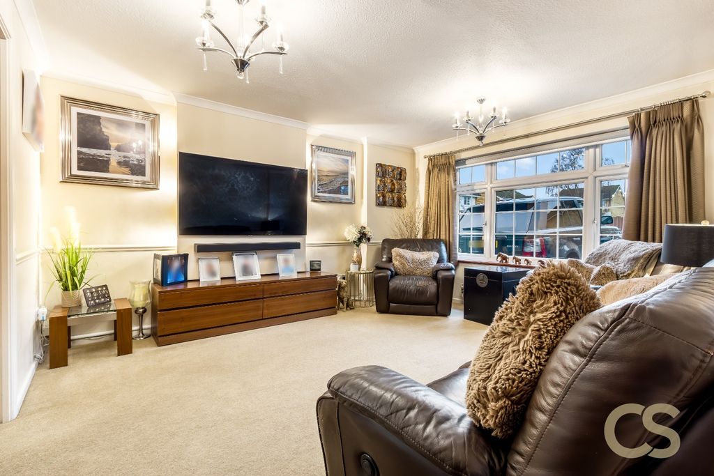 Property photo 2 of 22 2079414