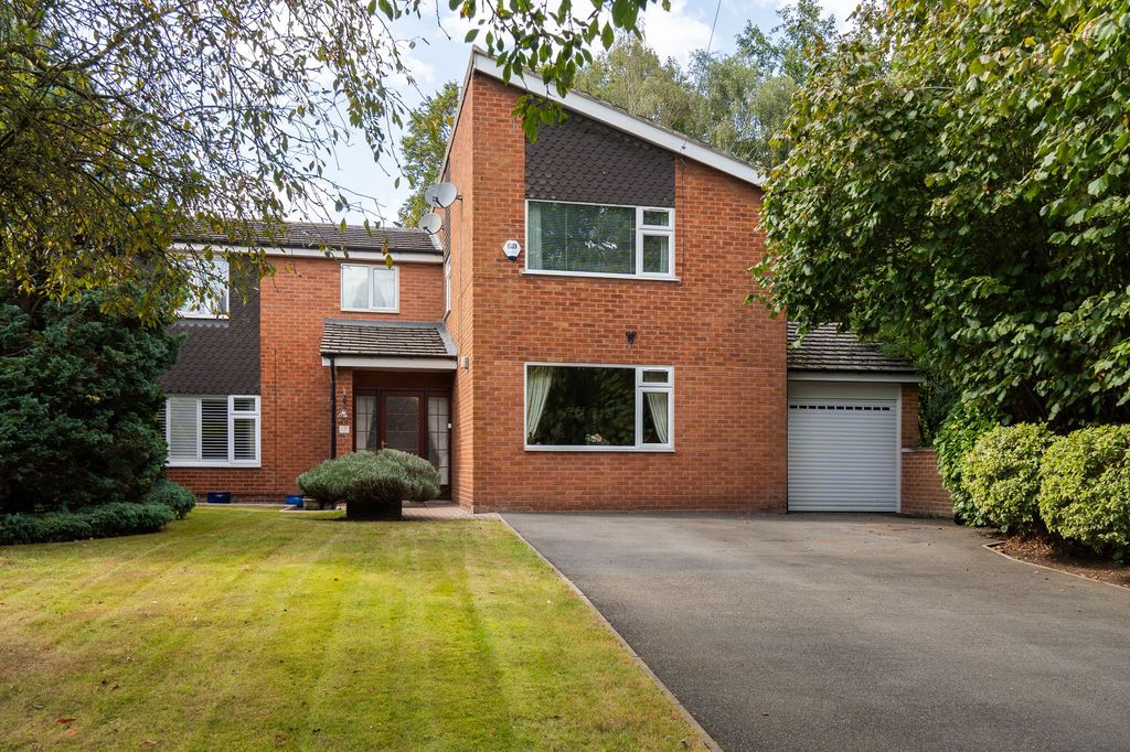 Property photo 1 of 29