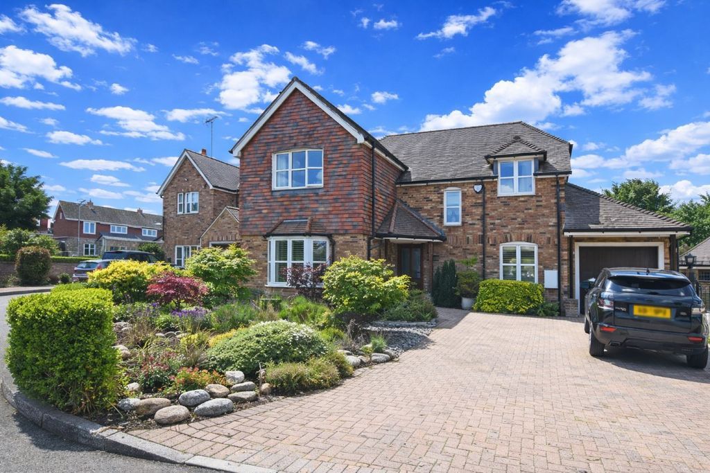 Property photo 1 of 33 Photo 36