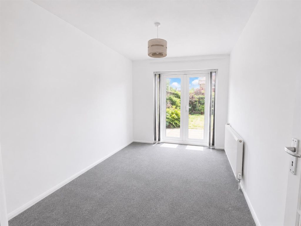Property photo 2 of 10 08B6339E-96d9-4d09-86c7-817E5dc8d551.Png