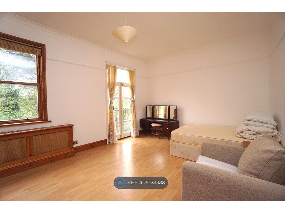 Property photo 3 of 6 Bedroom 1 (Juliet Balcony)