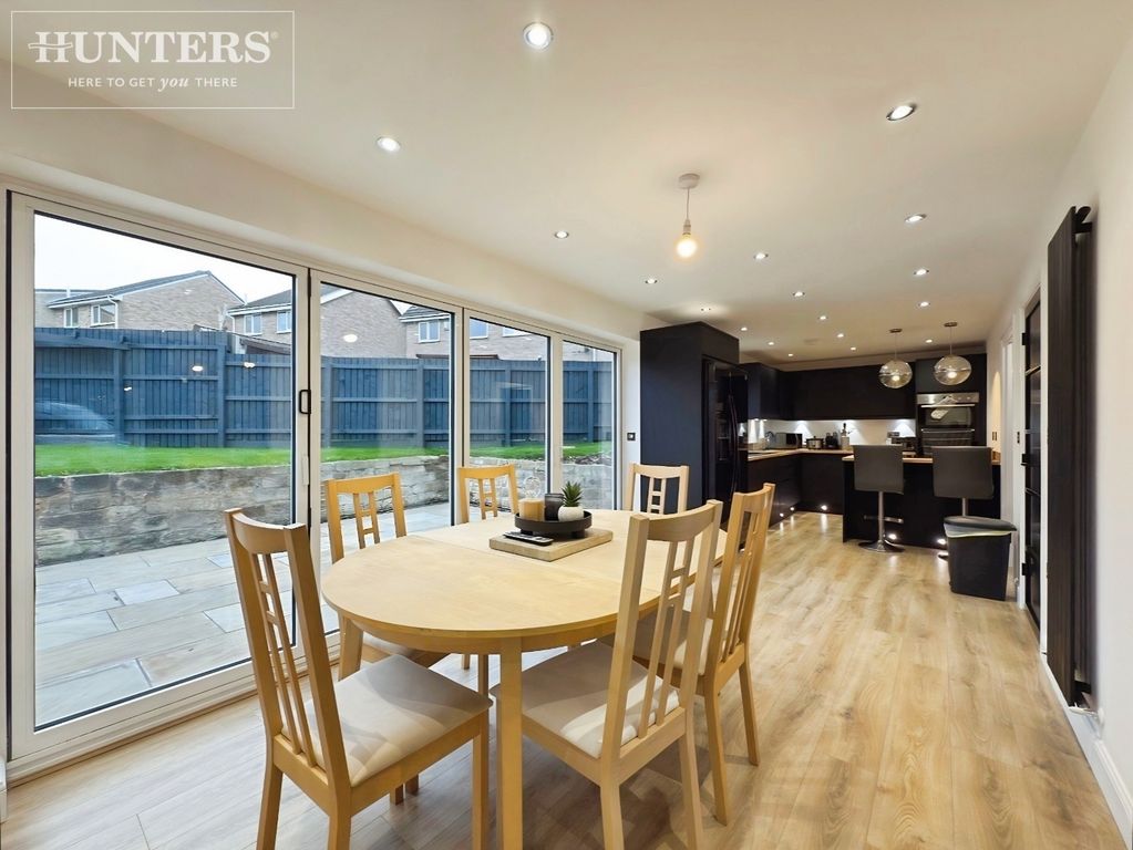 Property photo 3 of 28 Pbox-Img.Jpeg