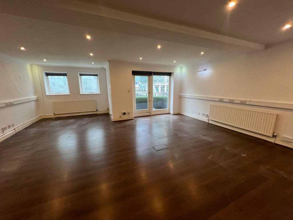 Property photo 3 of 9 Img_2304.Jpeg