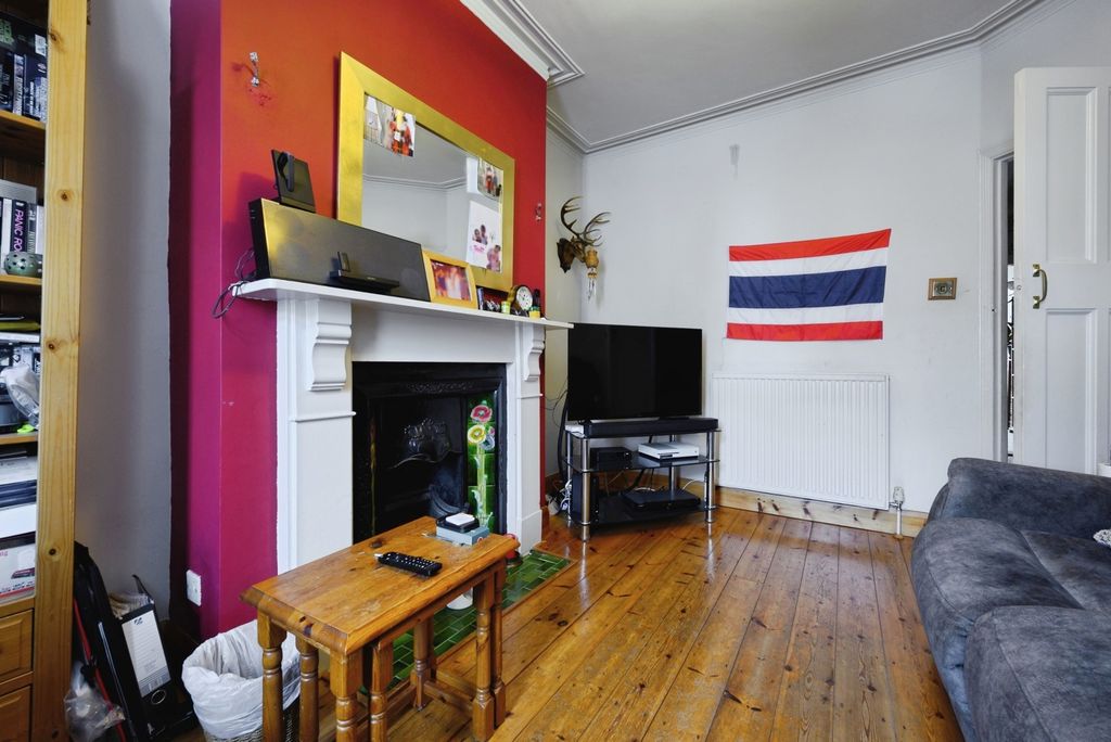 Property photo 3 of 20 Pbox-Img.Jpg