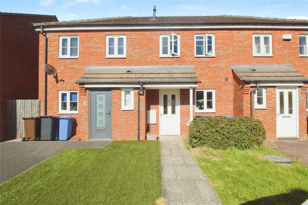 Property photo 1 of 10 Front