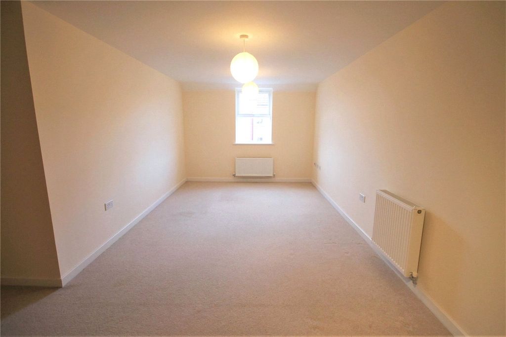 Property photo 3 of 6 Picture No. 04