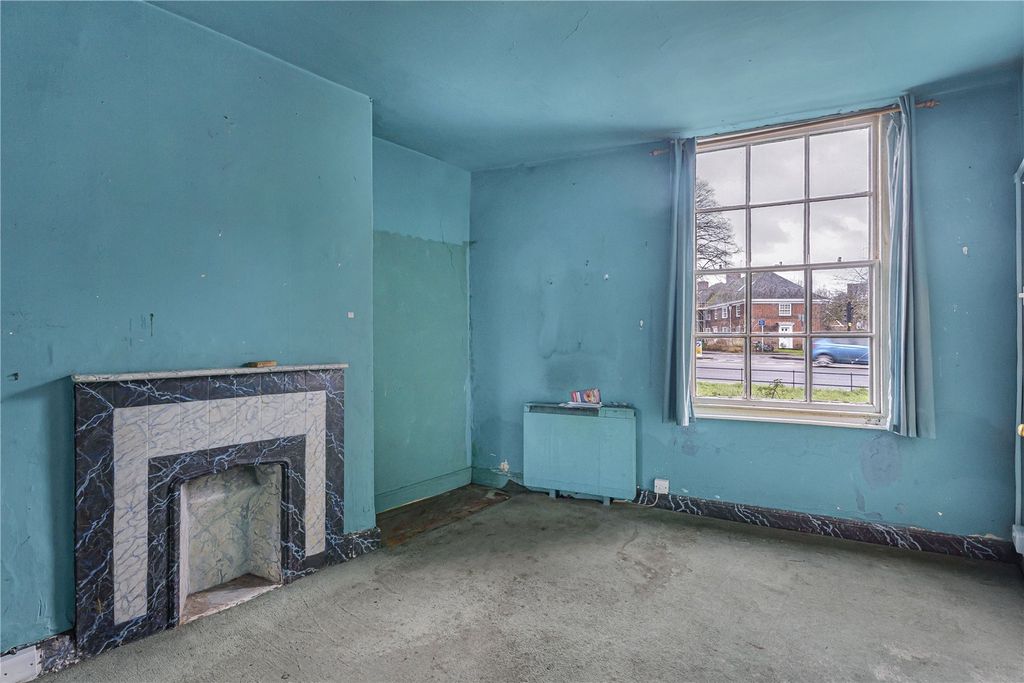 Property photo 2 of 19 Picture No. 40