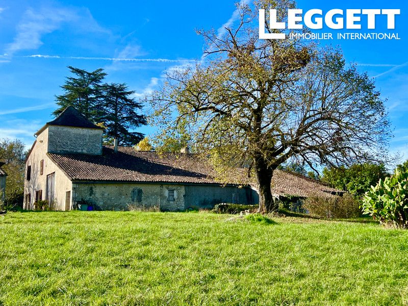 Property photo 2 of 10